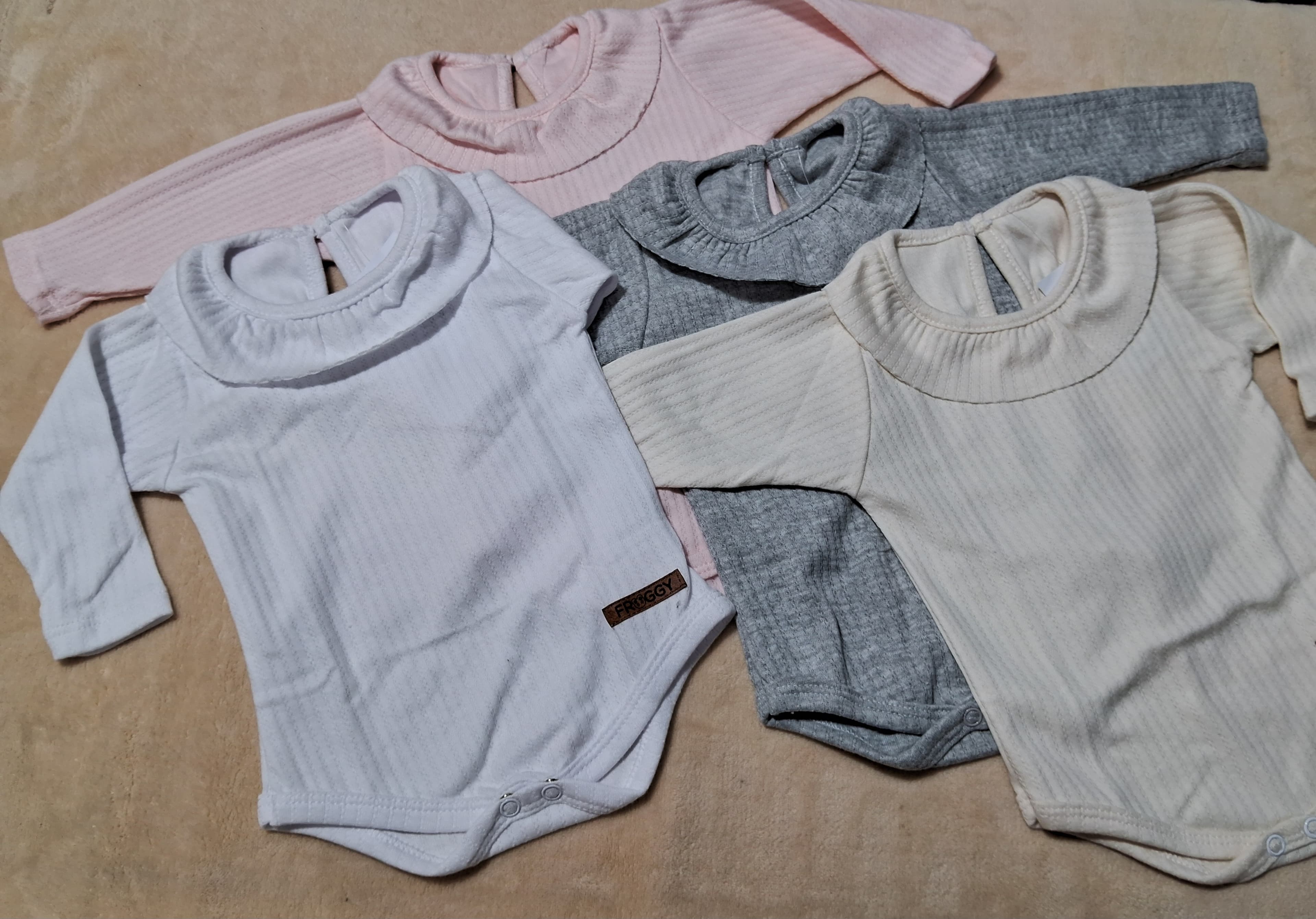 Body con cuellito, ropa de bebés